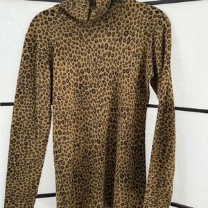 SKI essentials 🎿Obermeyer Brown Leopard Print Sweater
